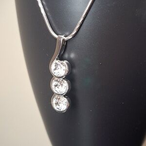 Fifth Avenue Collection Silver Tone Necklace NEW